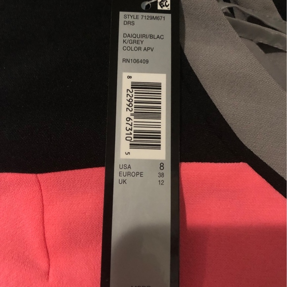 Tahari Colorblock Sheath Dress - Picture 5 of 5